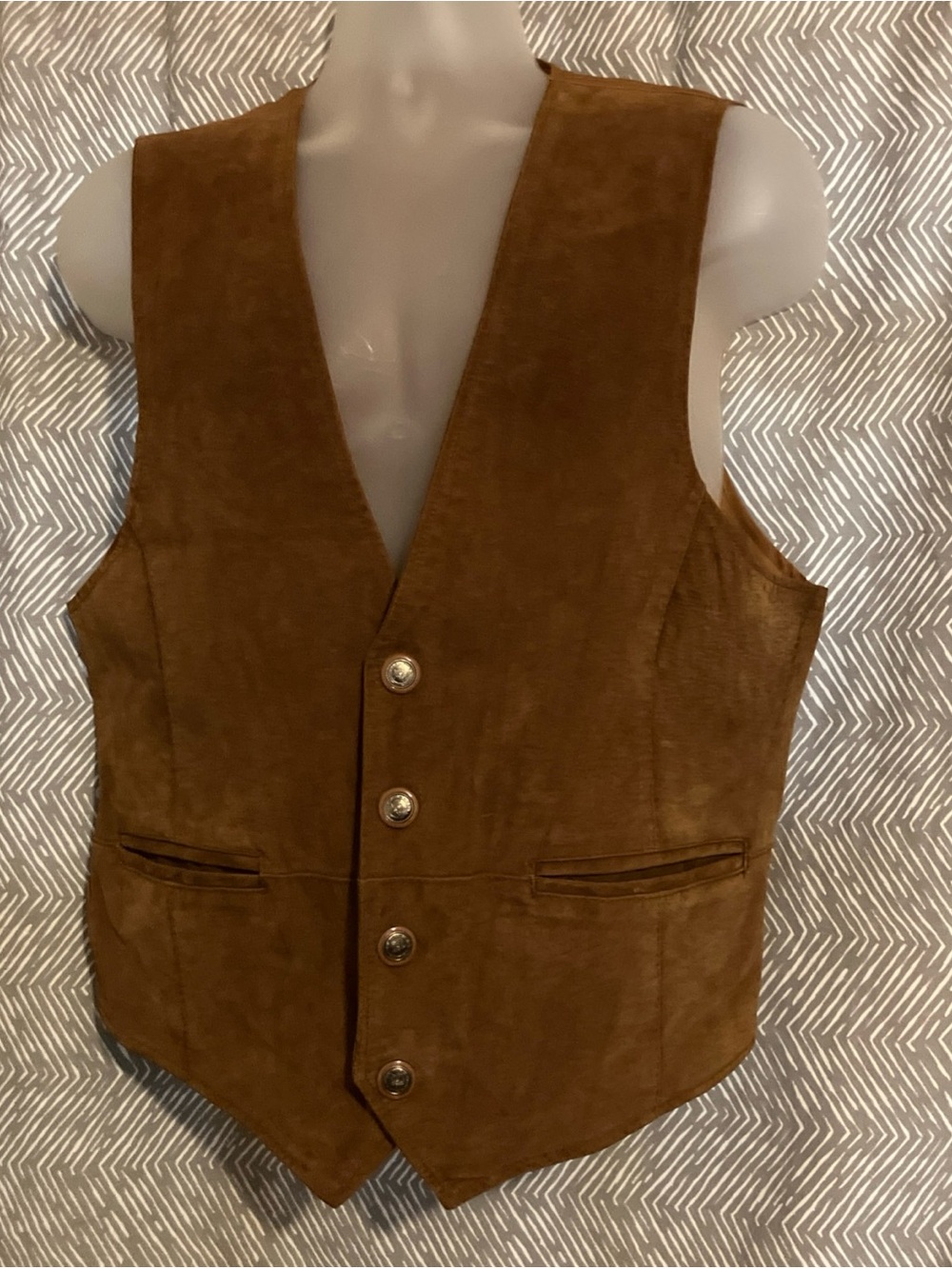 colebrook vest size large suede